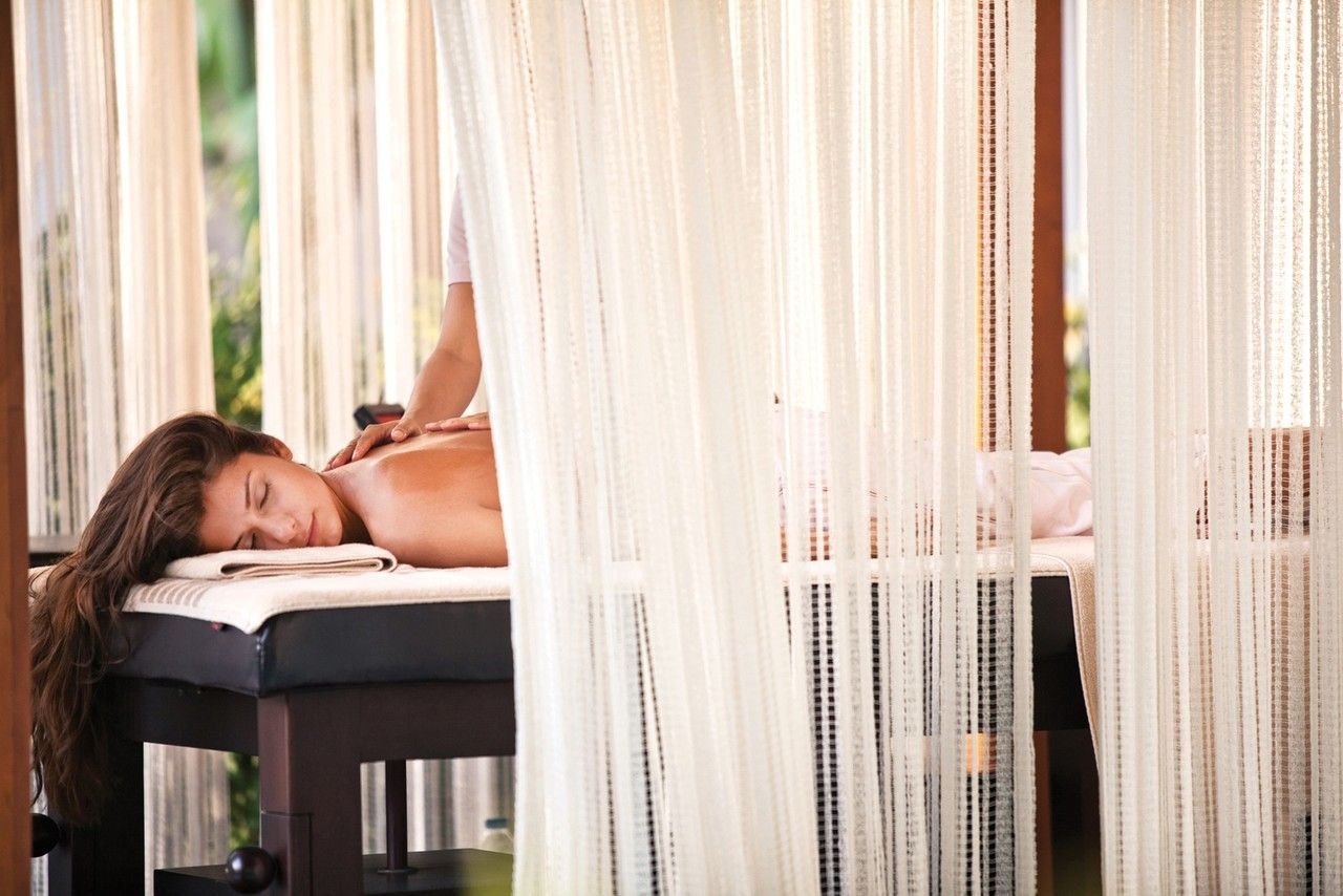 Regnum The Crown Wellbeing & Spa